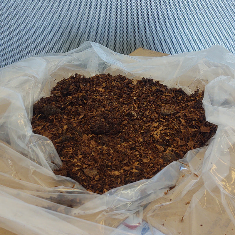 Horse Manure for Mushroom Growing (mycology), Field Aged (4200 lbs)